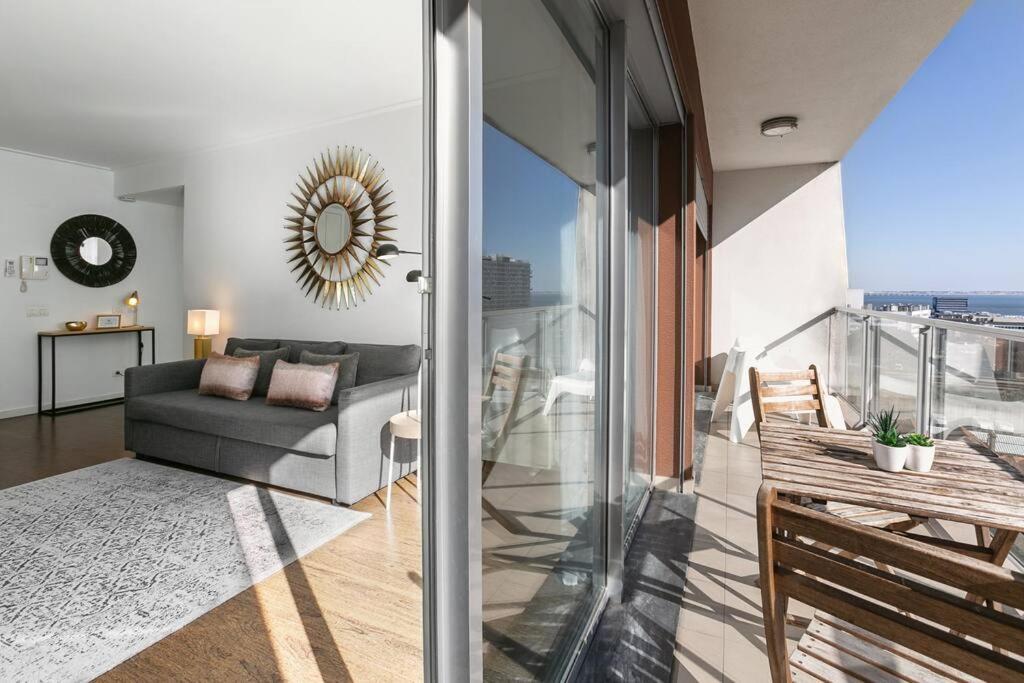 Lisbon Metro Apartment ลิสบอน ภายนอก รูปภาพ
