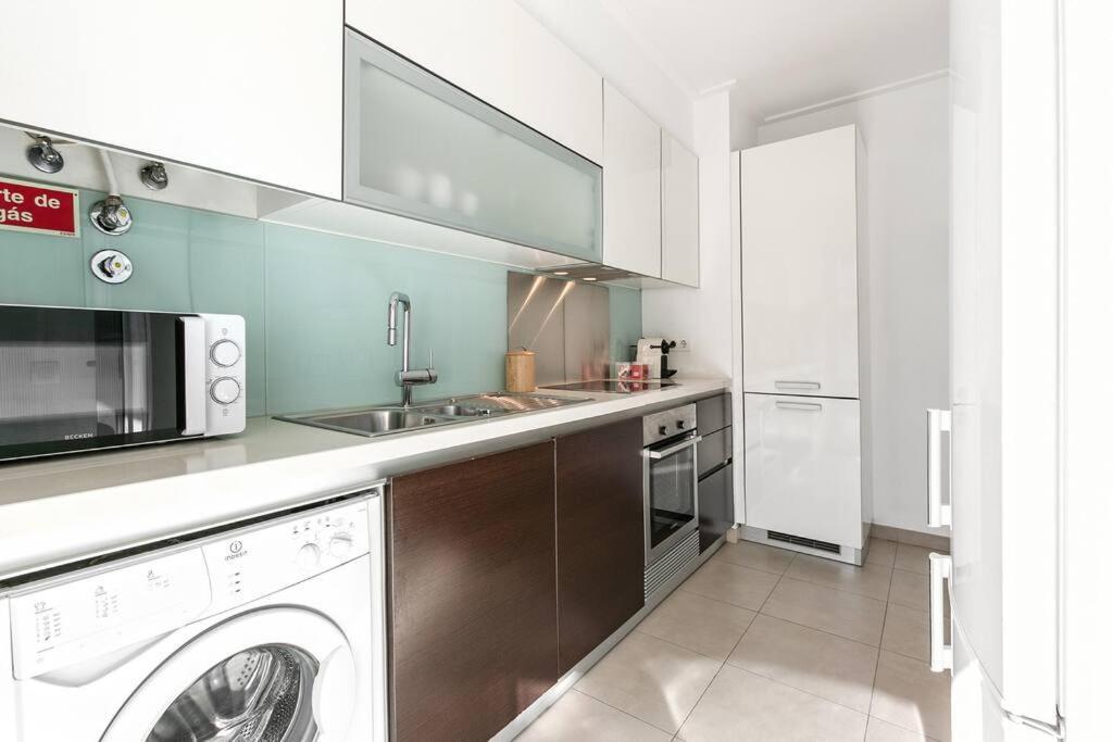 Lisbon Metro Apartment ลิสบอน ภายนอก รูปภาพ