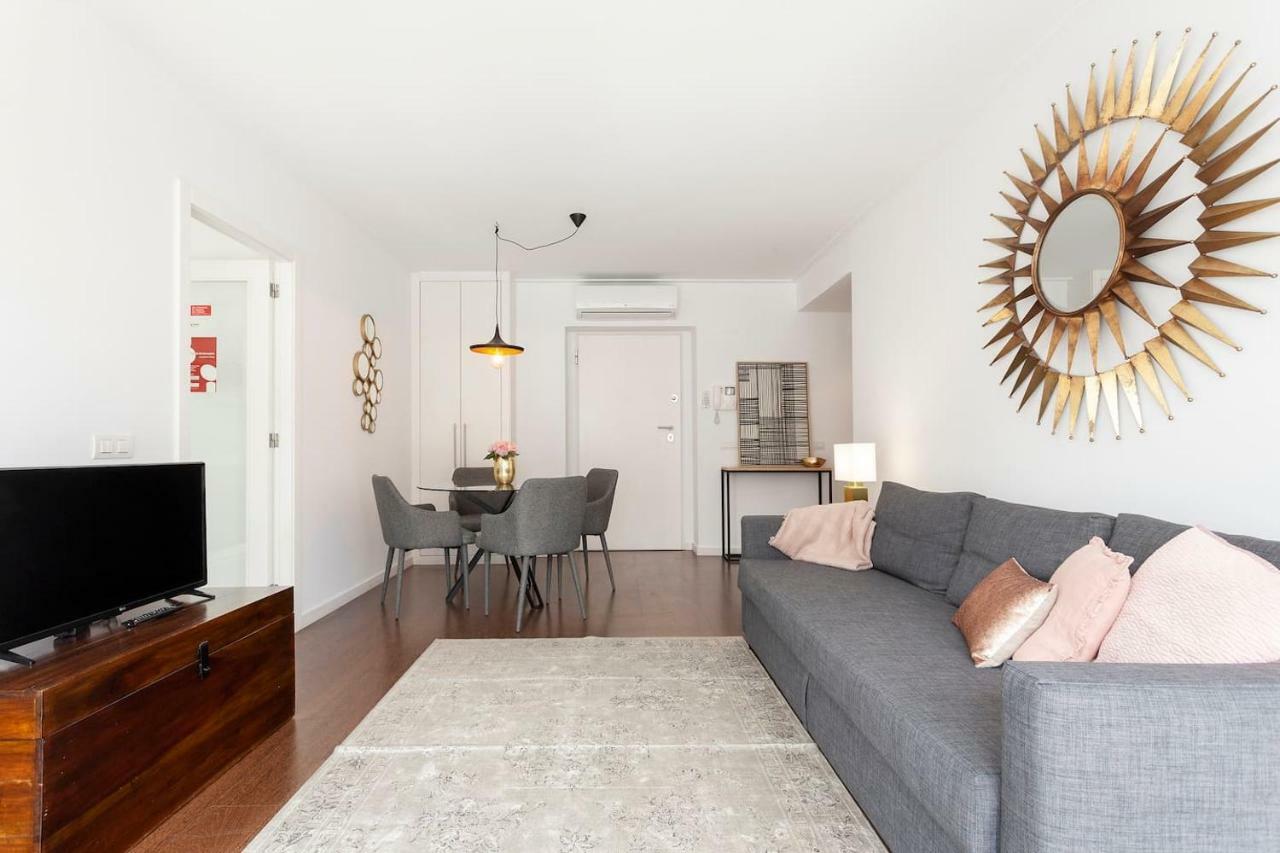 Lisbon Metro Apartment ลิสบอน ภายนอก รูปภาพ